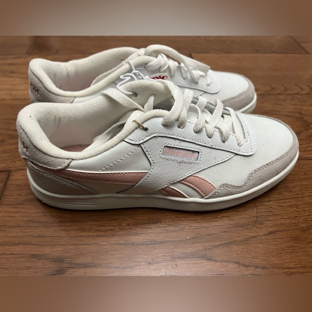 Reebok Women's White Sneakers with Rose Pink Accents, Size 8.5